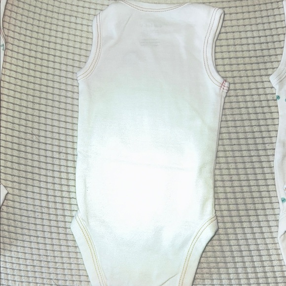 Carter's White printed and embroidered Bodysuits Set - Picture 10 of 17